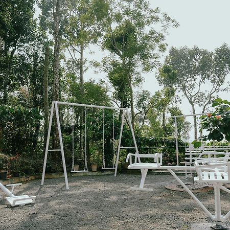 Haze Woods Resort Vaduvanchal Exterior foto