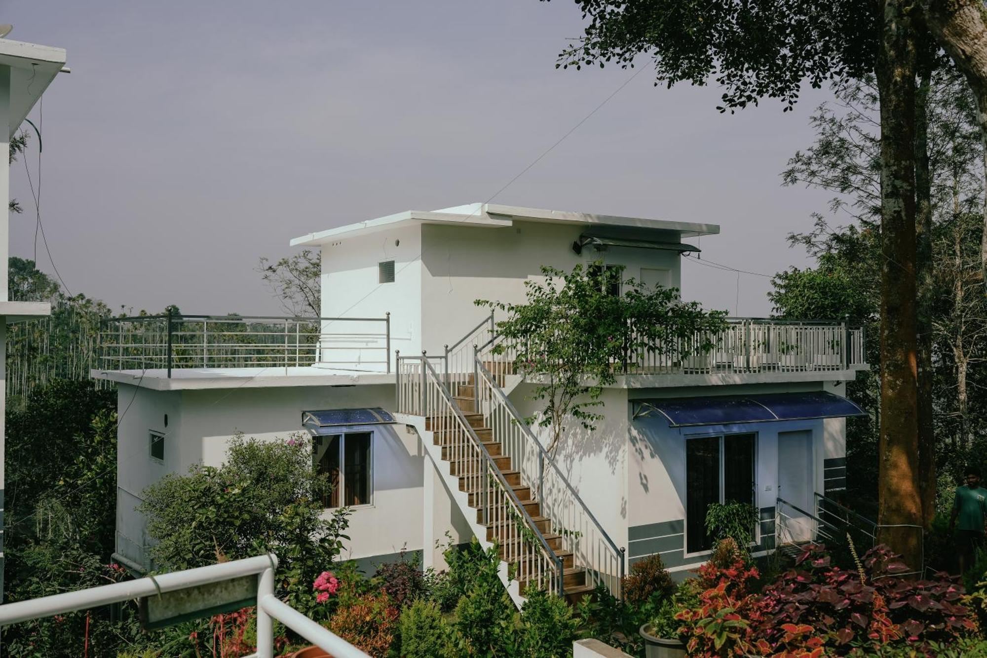 Haze Woods Resort Vaduvanchal Exterior foto